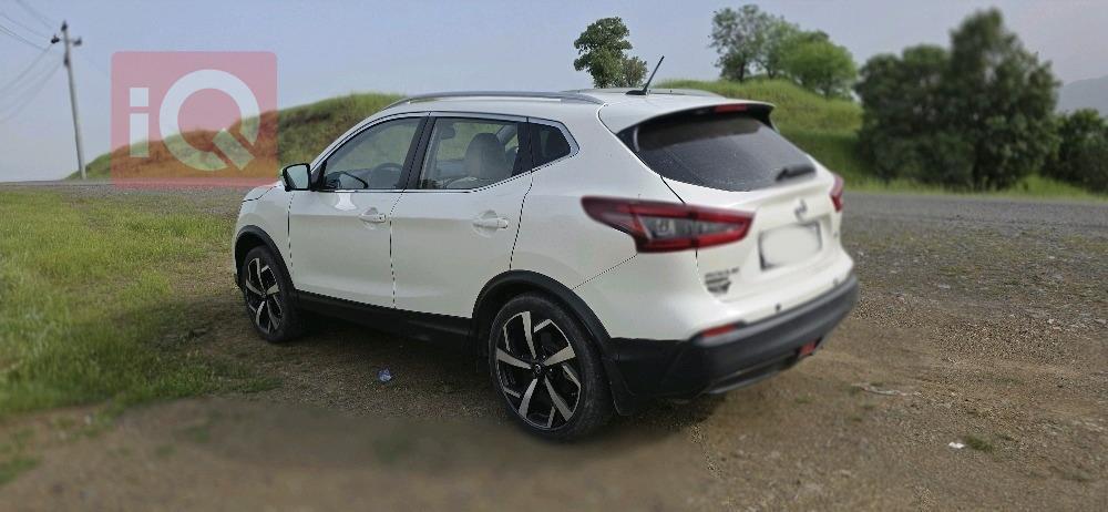 نيسان روج سبورت